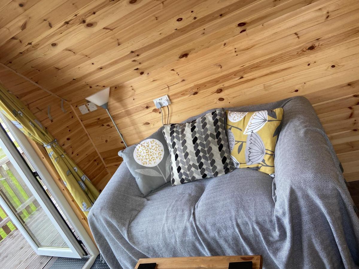 Swan View Lodge - North Uist Lochmaddy Bagian luar foto